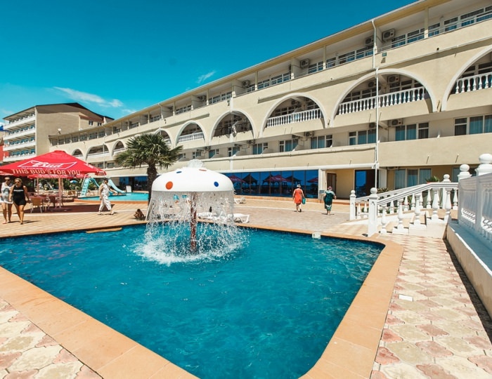 Внешний вид и территория - ЛОК «Горный Воздух» Лоо