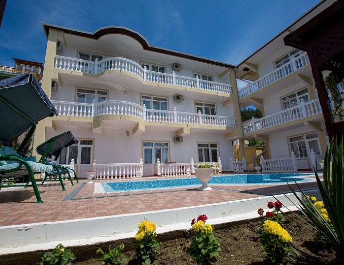 Внешний вид и территория - ЛОК «Горный Воздух» Лоо