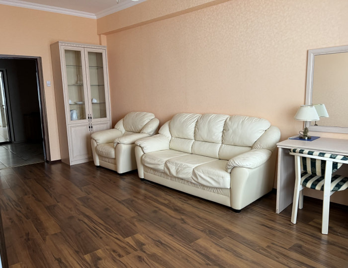 Люкс 2-местный 2-комнатный Люкс без балкона корп."Б" - ЛОК «Горный Воздух» Лоо