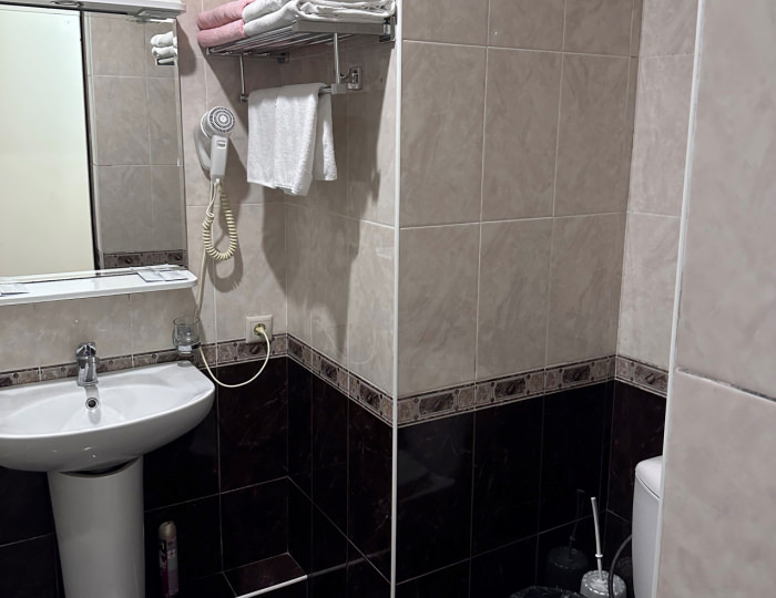 Стандарт 2-местный 1-комнатный без балкона корпус &quot;Б&quot; - ЛОК «Горный Воздух» Лоо