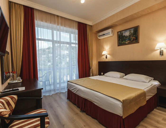 Стандартный 2-местный с балконом с видом на горы корп. А - ЛОК «Горный Воздух» Лоо